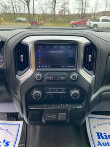 2020 Chevrolet Silverado 1500 LT   - Photo 11 - Metropolis, IL 62960