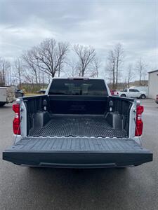 2020 Chevrolet Silverado 1500 LT   - Photo 25 - Metropolis, IL 62960