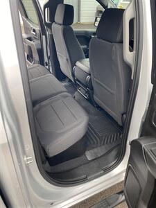 2020 Chevrolet Silverado 1500 LT   - Photo 18 - Metropolis, IL 62960