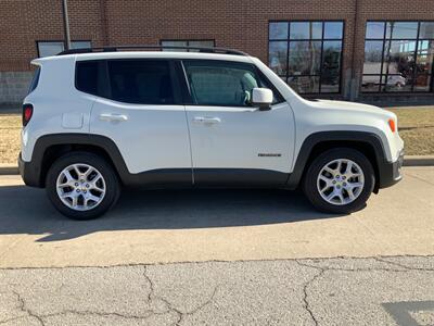 2017 Jeep Renegade Latitude   - Photo 4 - Metropolis, IL 62960