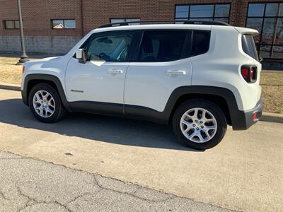 2017 Jeep Renegade Latitude   - Photo 6 - Metropolis, IL 62960