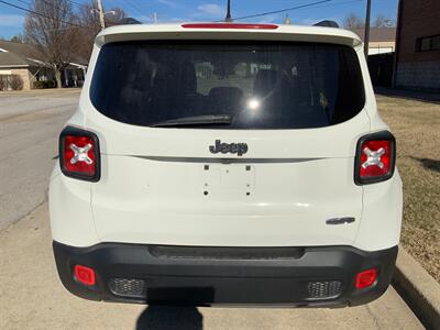 2017 Jeep Renegade Latitude   - Photo 10 - Metropolis, IL 62960