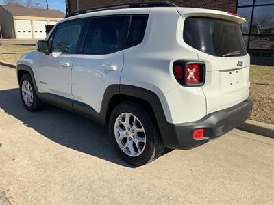 2017 Jeep Renegade Latitude   - Photo 7 - Metropolis, IL 62960