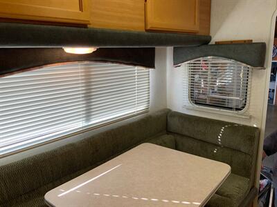 2004 LANCE LITE 835 CAMPER   - Photo 13 - Metropolis, IL 62960