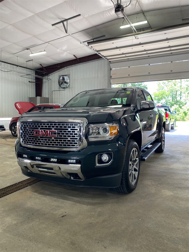 2017 GMC Canyon Denali   - Photo 1 - Metropolis, IL 62960