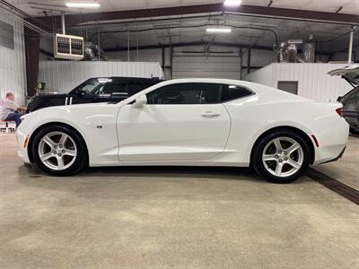 2016 Chevrolet Camaro LT   - Photo 3 - Metropolis, IL 62960