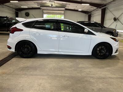 2018 Ford Focus ST - Photo 5 - Metropolis, IL 62960