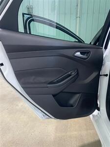 2018 Ford Focus ST - Photo 21 - Metropolis, IL 62960