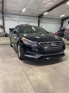 2016 Hyundai Sonata Limited - Photo 2 - Metropolis, IL 62960