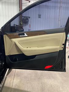 2016 Hyundai Sonata Limited - Photo 24 - Metropolis, IL 62960