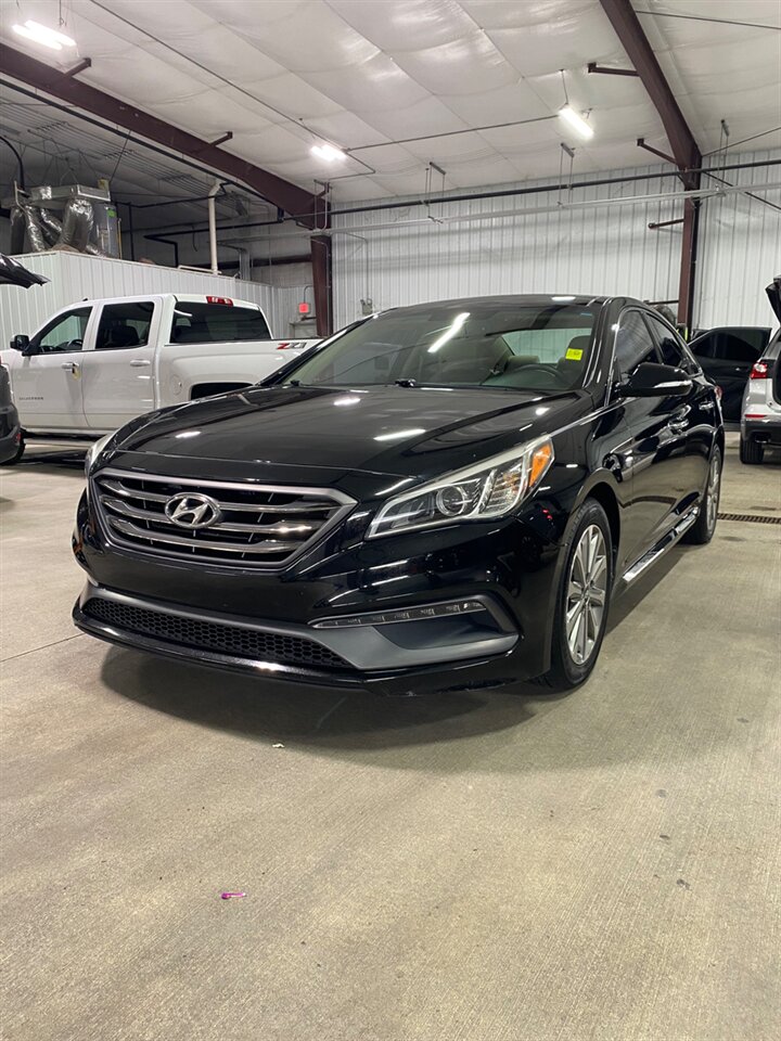 2016 Hyundai Sonata Limited   - Photo 1 - Metropolis, IL 62960
