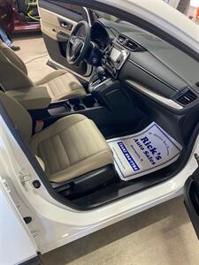 2018 Honda CR-V LX - Photo 17 - Metropolis, IL 62960