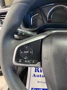 2018 Honda CR-V LX - Photo 13 - Metropolis, IL 62960