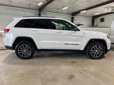 2018 Jeep Grand Cherokee Trailhawk   - Photo 4 - Metropolis, IL 62960