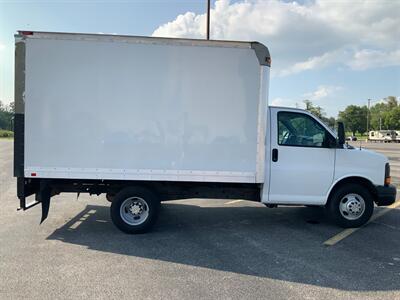 2012 Chevrolet Express 3500   - Photo 3 - Metropolis, IL 62960