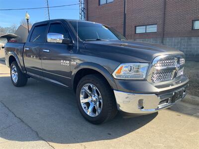 2018 RAM 1500 Laramie   - Photo 2 - Metropolis, IL 62960