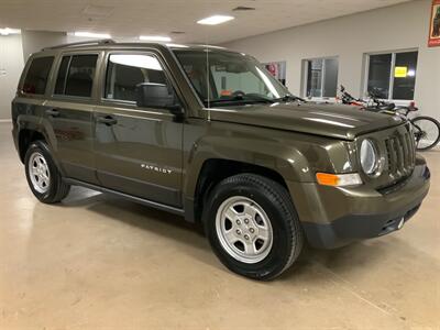 2016 Jeep Patriot Sport   - Photo 2 - Metropolis, IL 62960