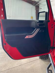 2015 Jeep Wrangler Sahara  Unlimited - Photo 20 - Metropolis, IL 62960