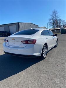 2019 Chevrolet Malibu LT - Photo 7 - Metropolis, IL 62960