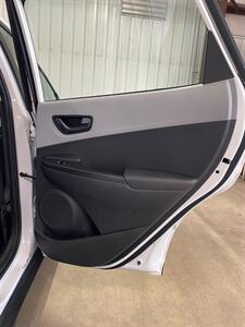 2020 Hyundai Kona SE - Photo 23 - Metropolis, IL 62960