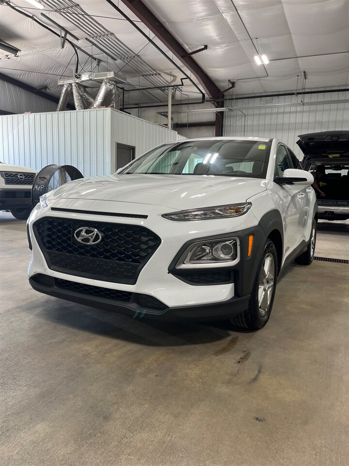 2020 Hyundai Kona SE   - Photo 1 - Metropolis, IL 62960