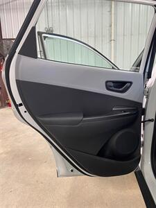 2020 Hyundai Kona SE - Photo 20 - Metropolis, IL 62960