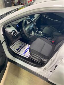 2020 Hyundai Kona SE - Photo 16 - Metropolis, IL 62960