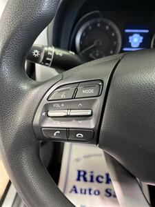 2020 Hyundai Kona SE - Photo 12 - Metropolis, IL 62960