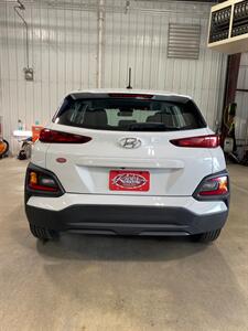 2020 Hyundai Kona SE - Photo 5 - Metropolis, IL 62960