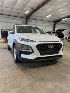 2020 Hyundai Kona SE - Photo 3 - Metropolis, IL 62960