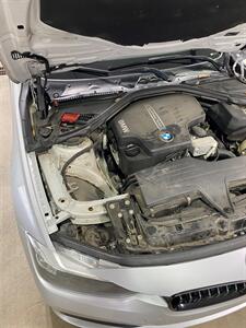 2016 BMW 320i xDrive - Photo 29 - Metropolis, IL 62960