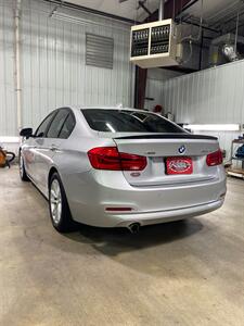 2016 BMW 320i xDrive - Photo 8 - Metropolis, IL 62960
