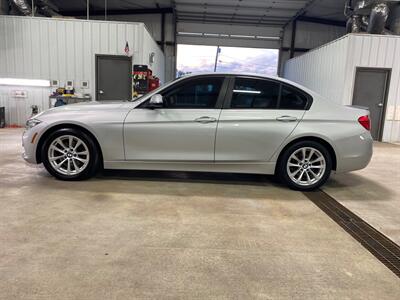 2016 BMW 320i xDrive - Photo 4 - Metropolis, IL 62960