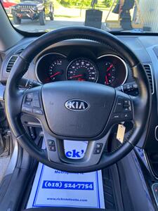 2014 Kia Sorento LX - Photo 14 - Metropolis, IL 62960
