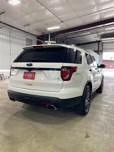 2017 Ford Explorer Sport - Photo 4 - Metropolis, IL 62960
