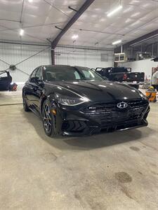 2022 Hyundai Sonata N Line   - Photo 2 - Metropolis, IL 62960