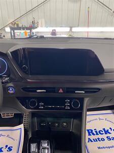 2022 Hyundai Sonata N Line   - Photo 12 - Metropolis, IL 62960