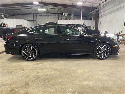 2022 Hyundai Sonata N Line   - Photo 8 - Metropolis, IL 62960