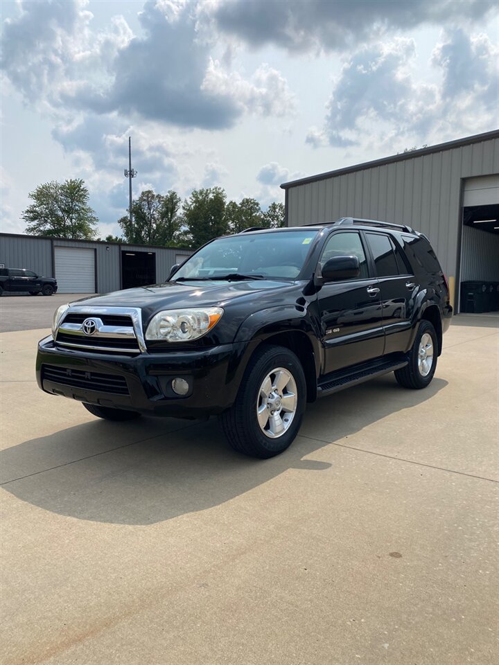 2009 Toyota 4Runner SR5 - Photo 1 - Metropolis, IL 62960