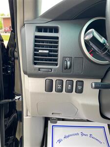 2009 Toyota 4Runner SR5   - Photo 14 - Metropolis, IL 62960