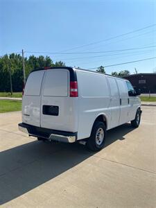 2018 Chevrolet Express 2500   - Photo 6 - Metropolis, IL 62960
