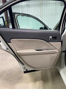 2012 Ford Fusion SEL   - Photo 22 - Metropolis, IL 62960