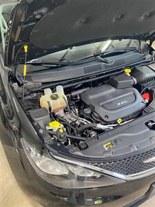2017 Chrysler Pacifica Touring   - Photo 28 - Metropolis, IL 62960