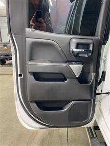 2019 Chevrolet Silverado 1500 LT - Photo 20 - Metropolis, IL 62960