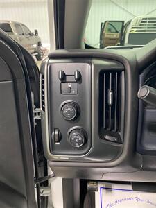 2019 Chevrolet Silverado 1500 LT - Photo 14 - Metropolis, IL 62960