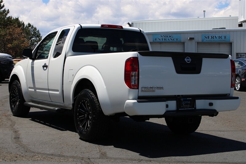 2019 Nissan Frontier S  