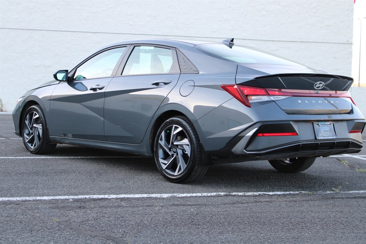 2025 Hyundai ELANTRA SEL Sport - Photo 8 - Reno, NV 89511