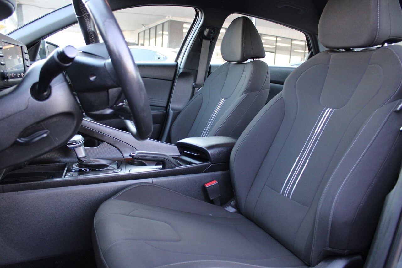 2025 Hyundai ELANTRA SEL Sport - Photo 16 - Reno, NV 89511