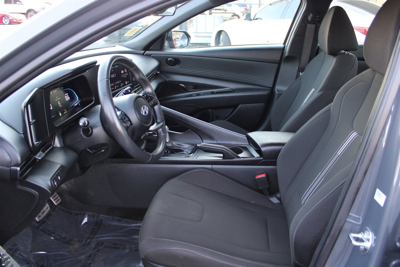 2025 Hyundai ELANTRA SEL Sport - Photo 17 - Reno, NV 89511