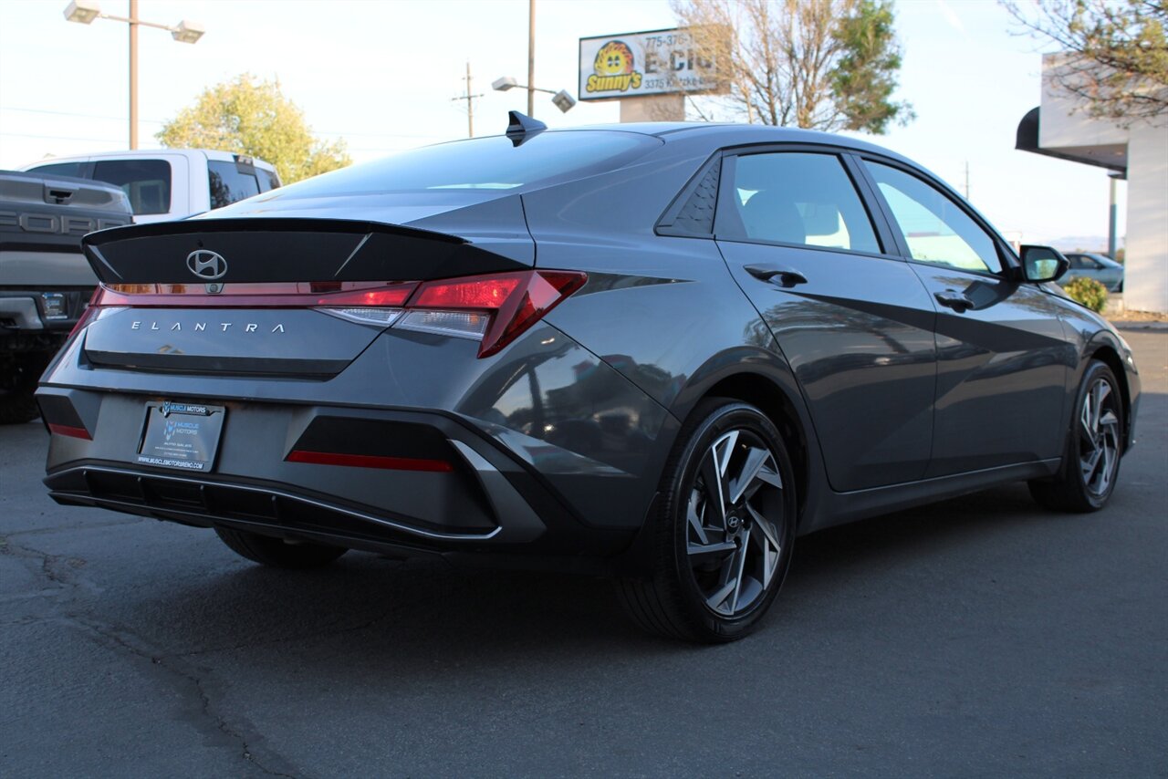 2025 Hyundai ELANTRA SEL Sport - Photo 11 - Reno, NV 89511